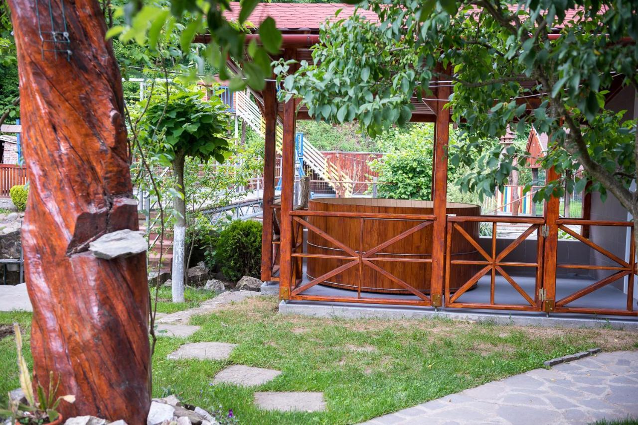 Pension Casa Maria โซวาตา ภายนอก รูปภาพ